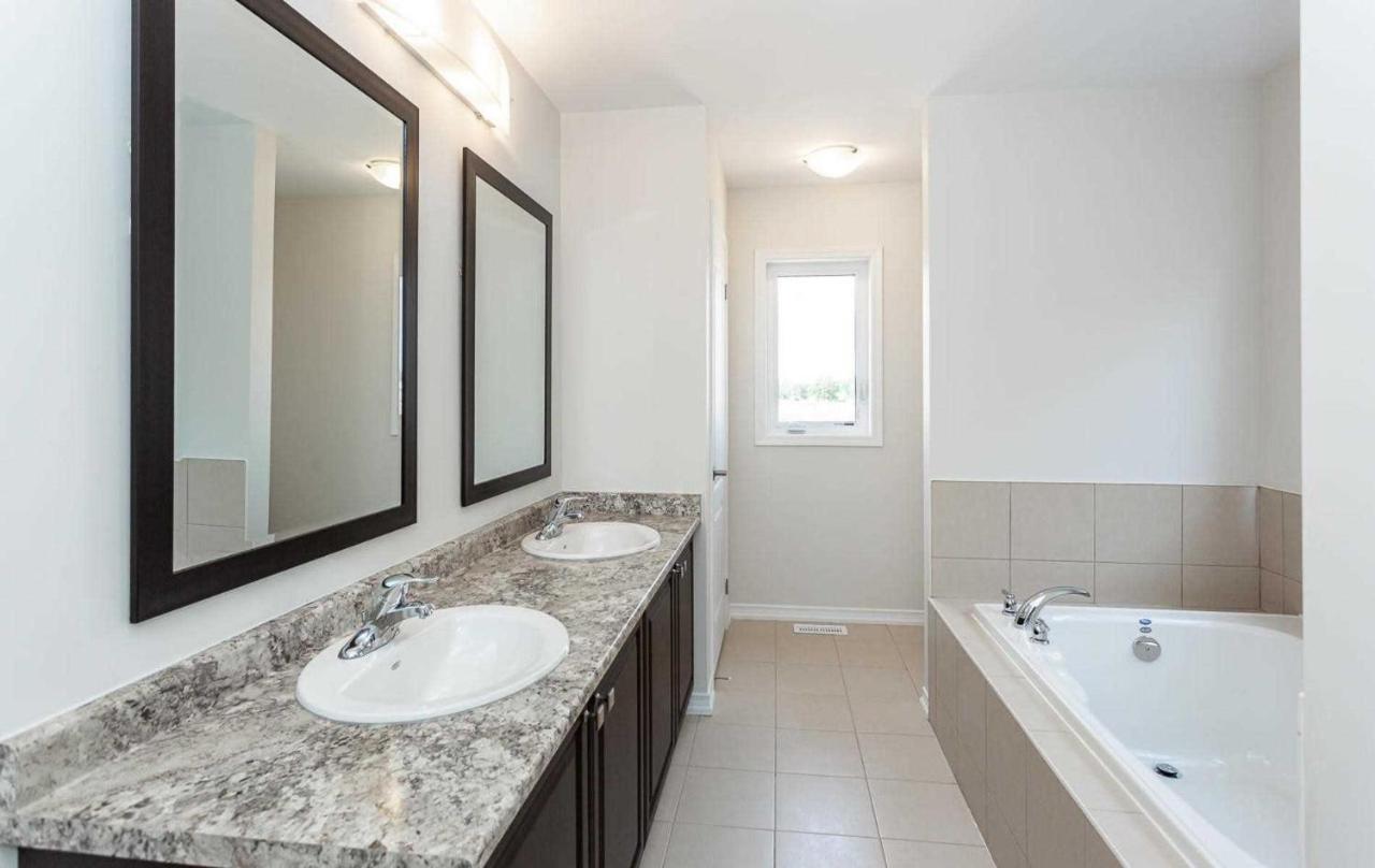 The Warm Welcome Suite Thorold Ngoại thất bức ảnh