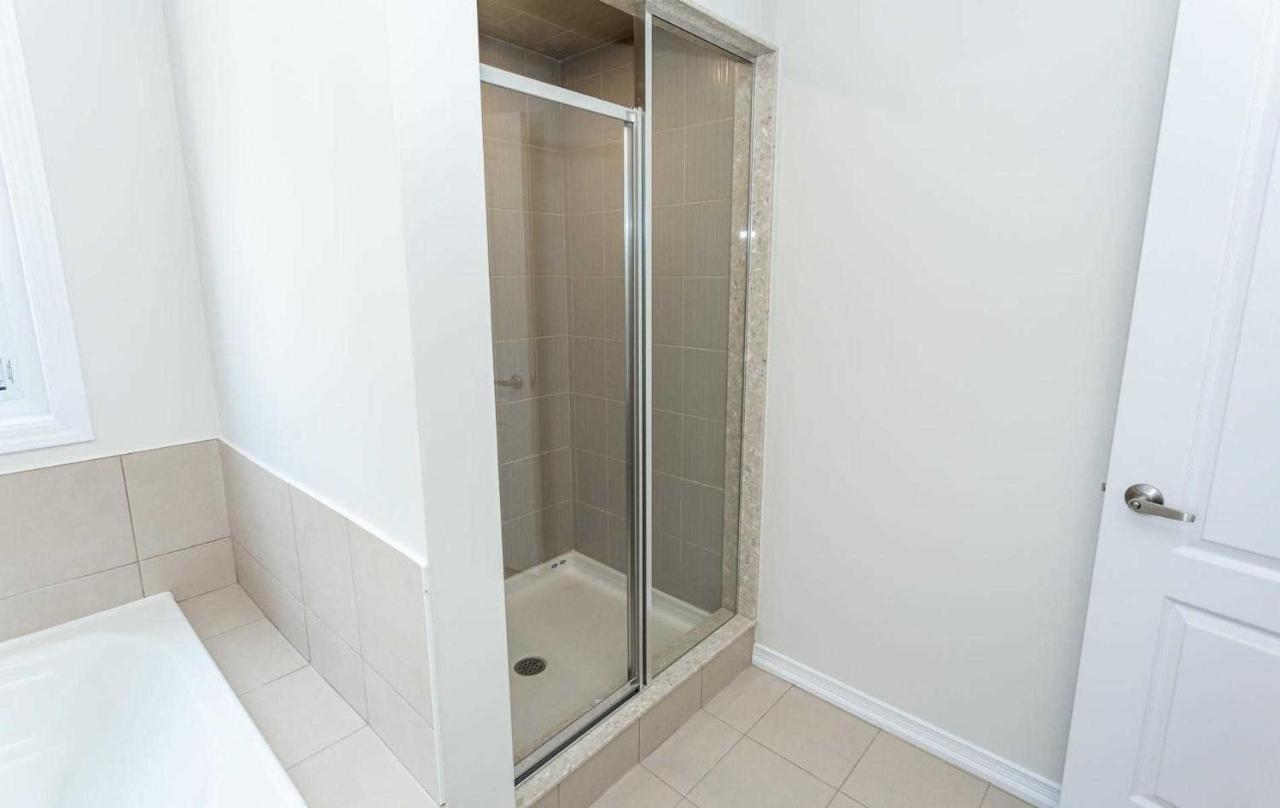 The Warm Welcome Suite Thorold Ngoại thất bức ảnh